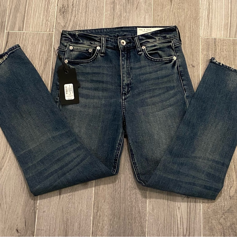 Rag & Bone Nina high waist ankle jeans. Size 25. High demand. New with tags.